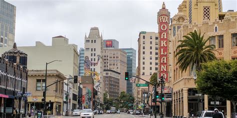 tubev|Driving in Downtown Oakland, California .